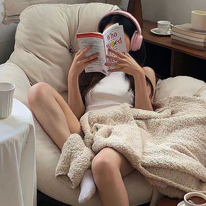 顺子日大婶小说最
